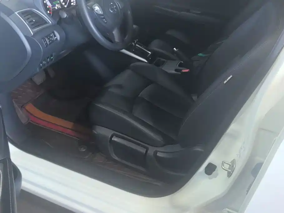 Nissan Sylphy — миниатюра 9