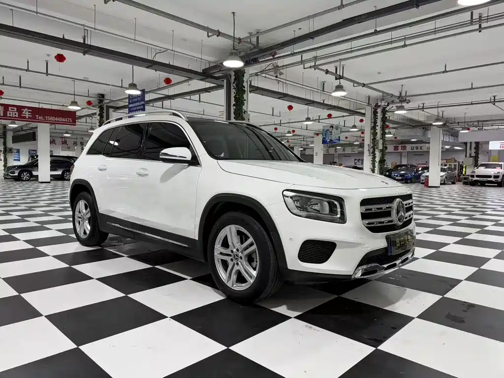 Mercedes-Benz GLB — миниатюра 3