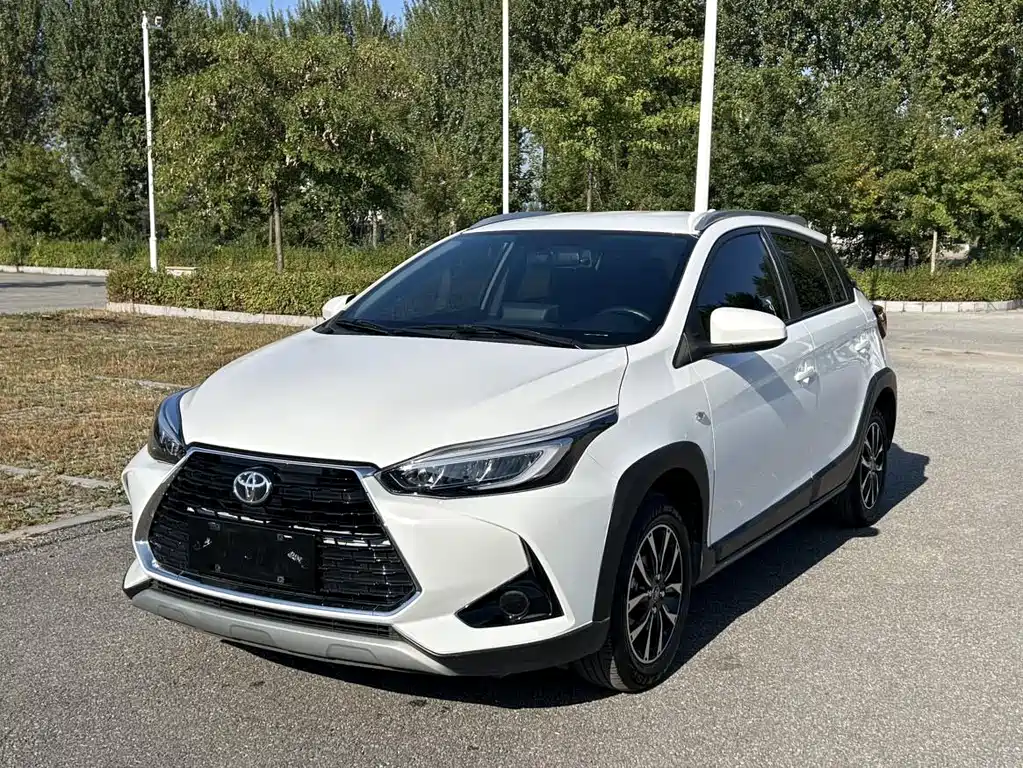 Toyota Yaris L