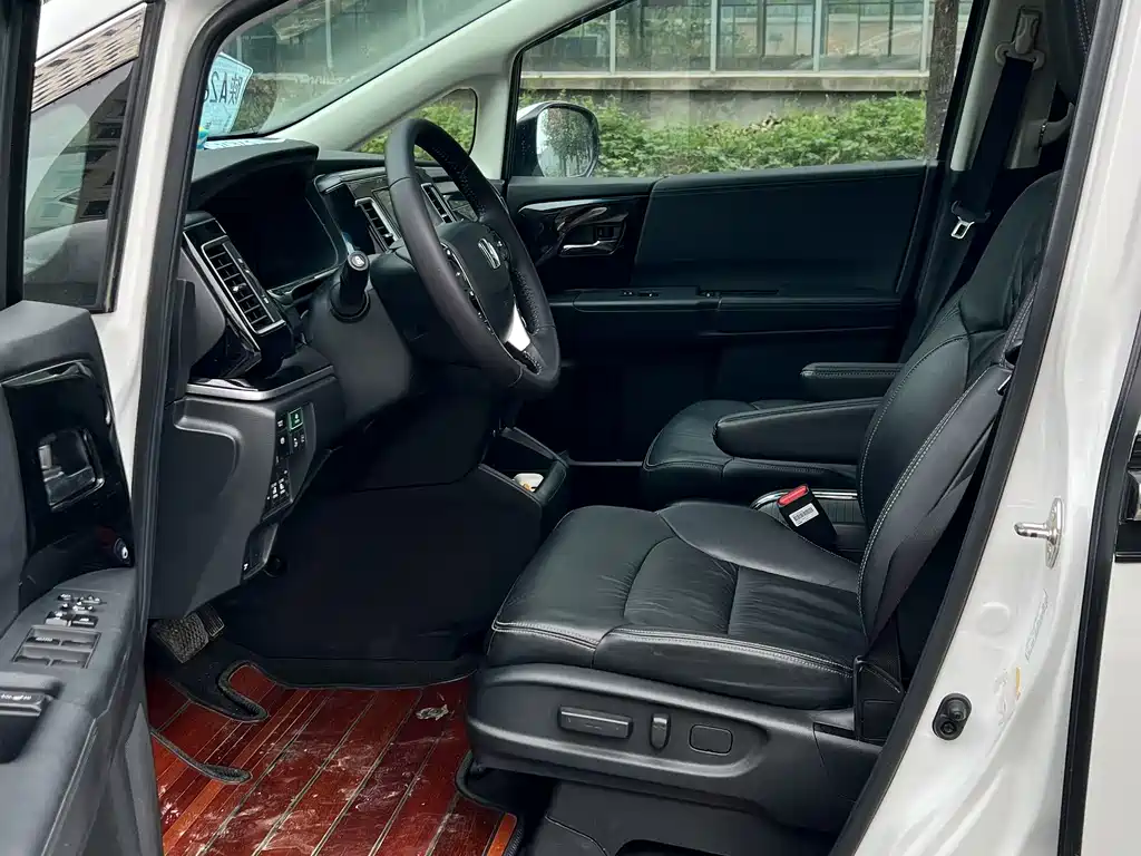 Honda Elysion — миниатюра 5