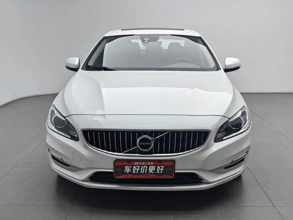 Volvo S60 — миниатюра 3