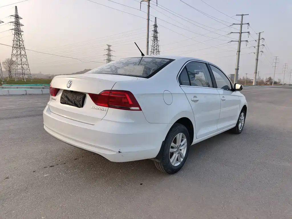 VOLKSWAGEN SANTANA