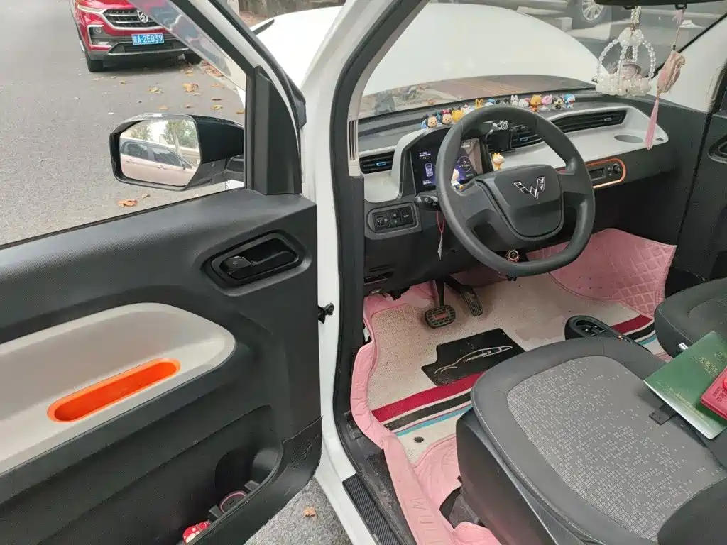 Wuling MINIEV — миниатюра 12