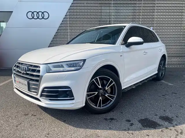 AUDI Q5L 2019