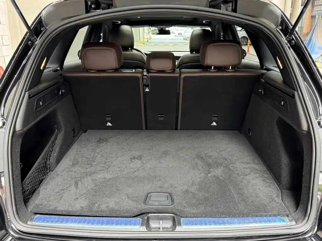 Mercedes-Benz GLC — миниатюра 8