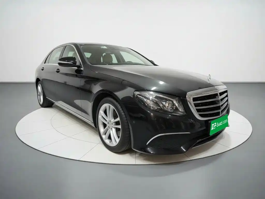 Mercedes-Benz E-Class — миниатюра 3