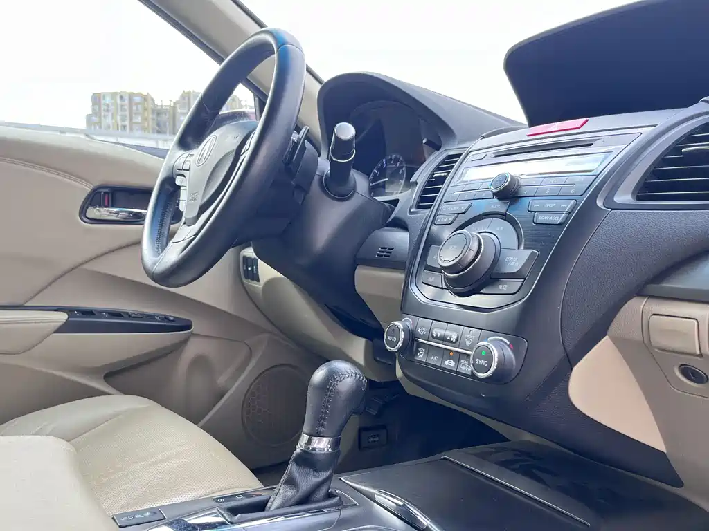 Acura RDX (Import) — миниатюра 17