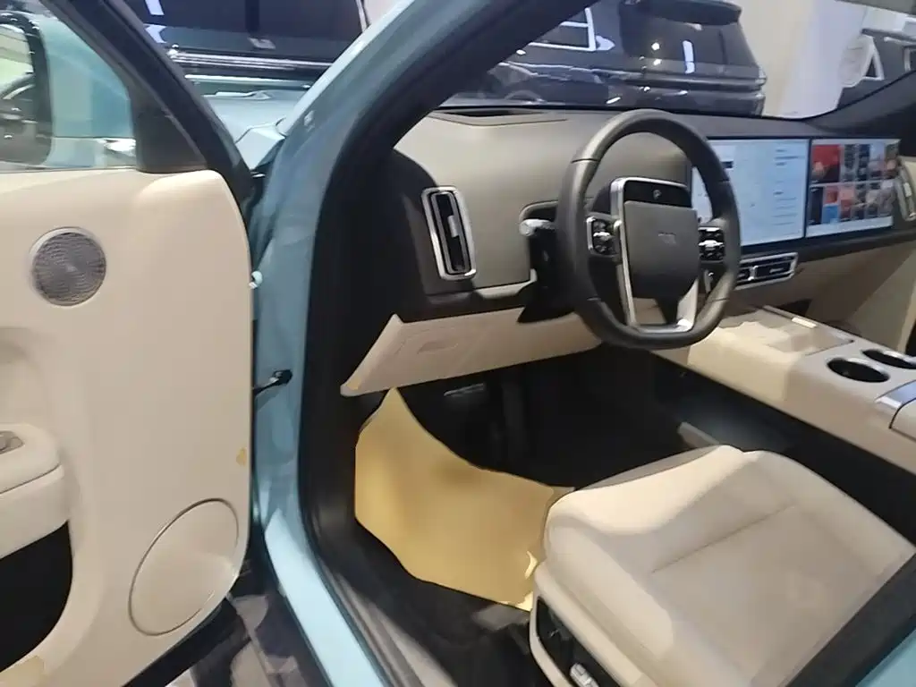 Li Auto Li L7 — миниатюра 16