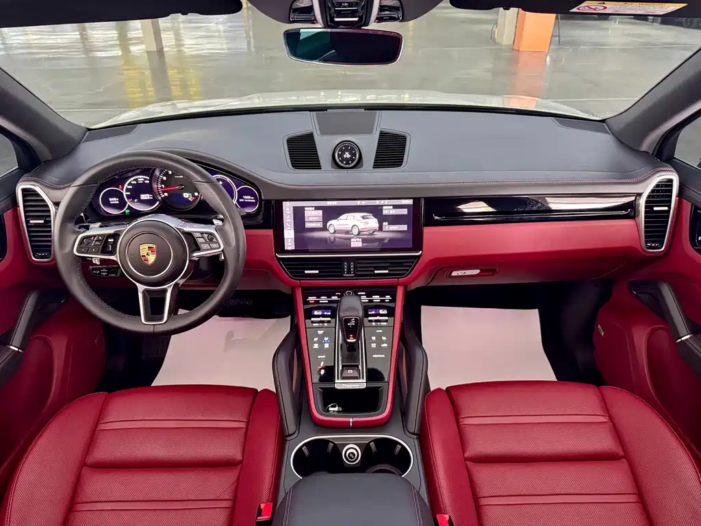 Porsche Cayenne — миниатюра 7