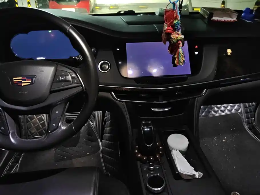 Cadillac CT6 — миниатюра 13