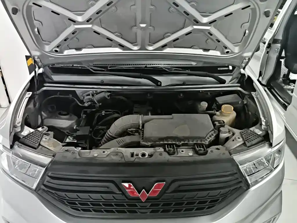 Wuling Hongguang V — миниатюра 20