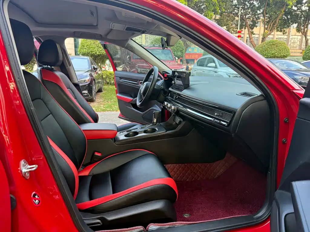 Honda Civic — миниатюра 4