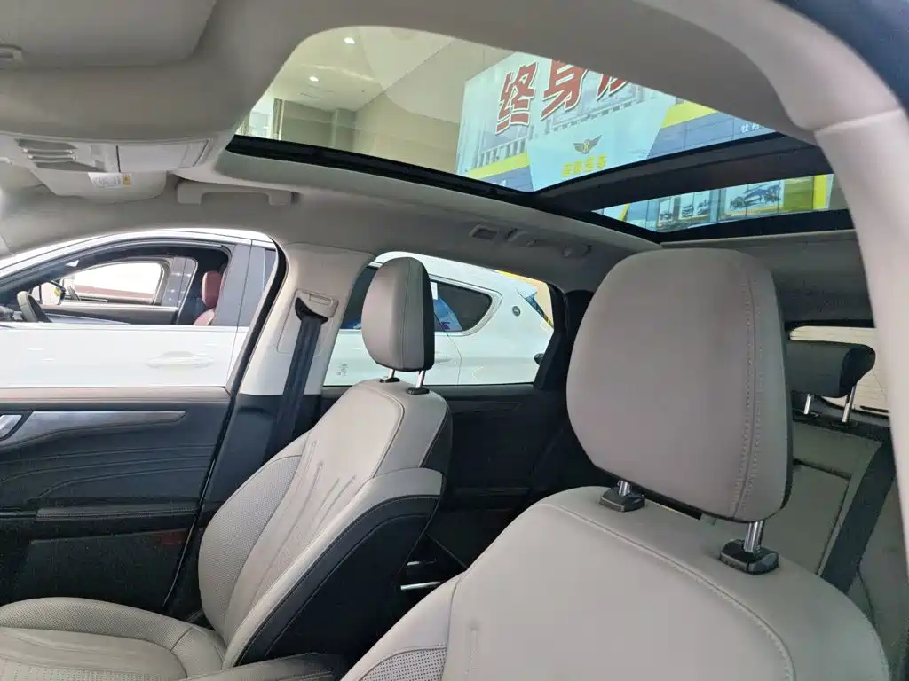 Ford Escape — миниатюра 15