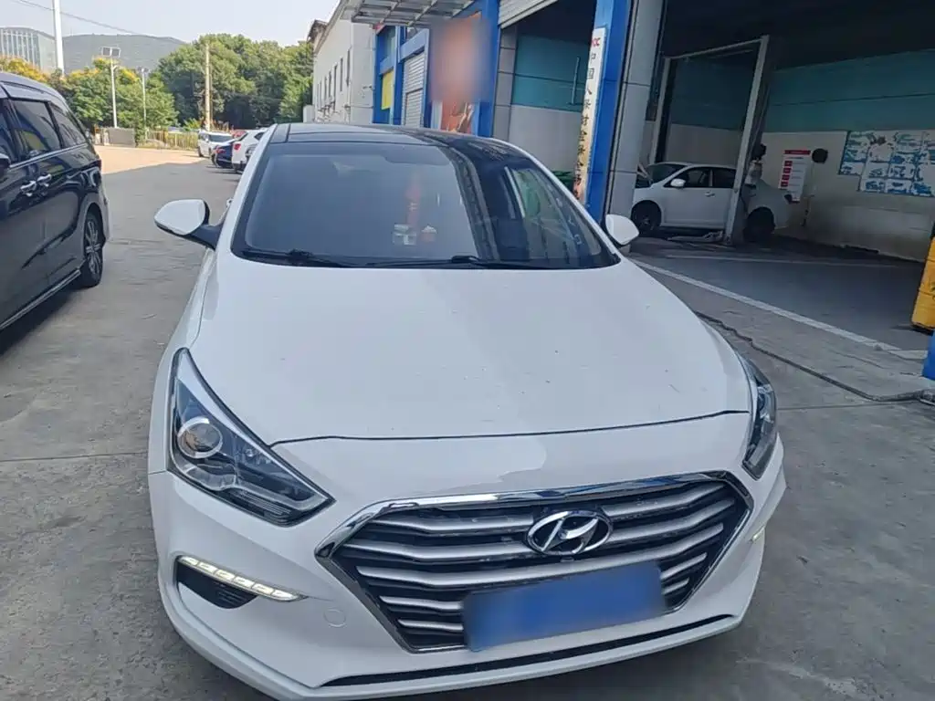 Hyundai Mistra — миниатюра 3