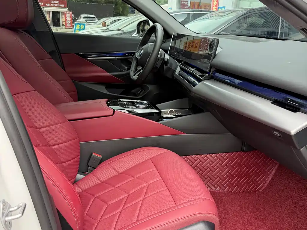 BMW 5 Series — миниатюра 14