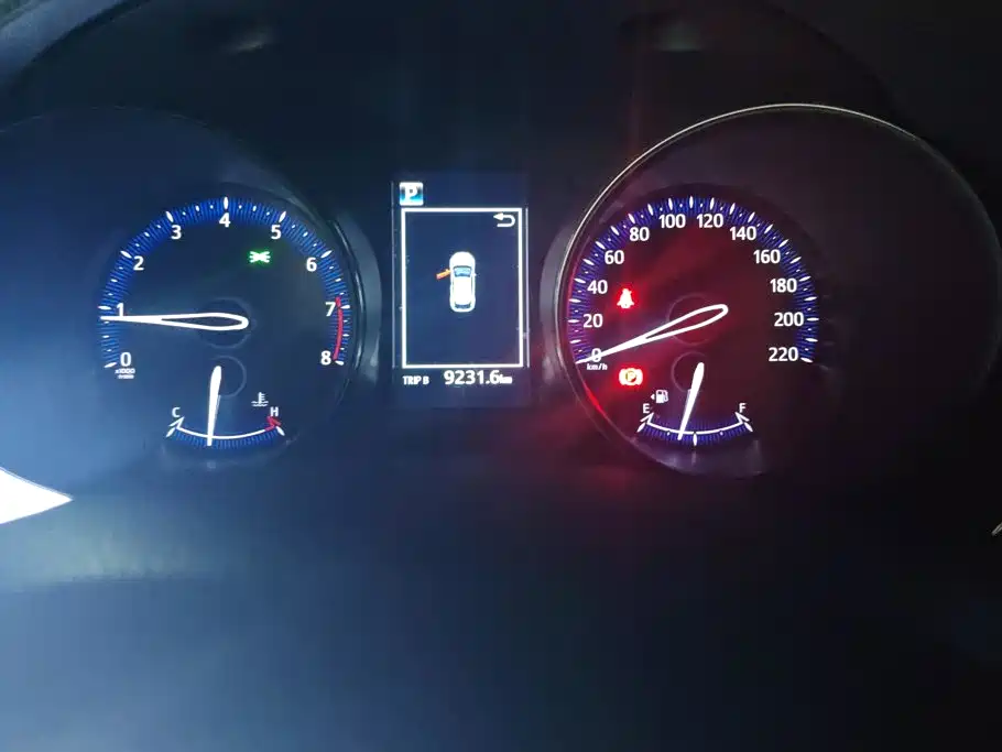 Toyota C-HR — миниатюра 14