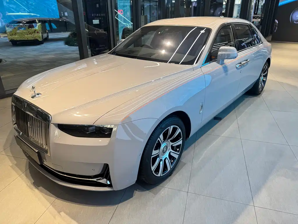 Rolls-Royce Ghost 0