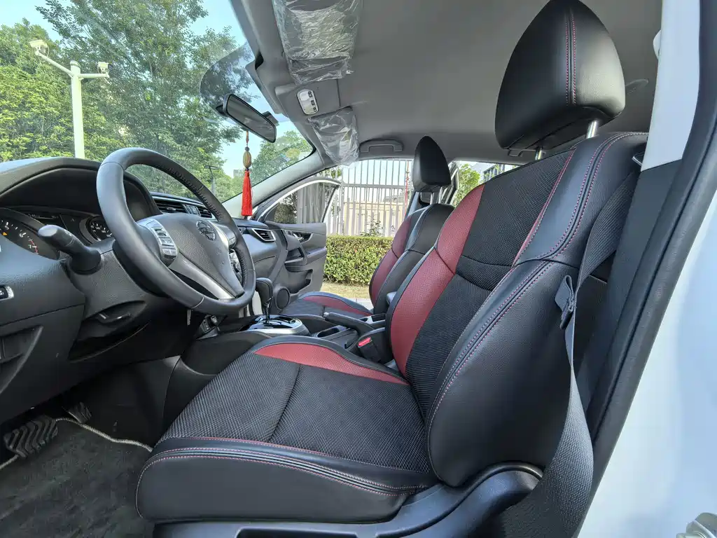 Nissan Qashqai — миниатюра 7