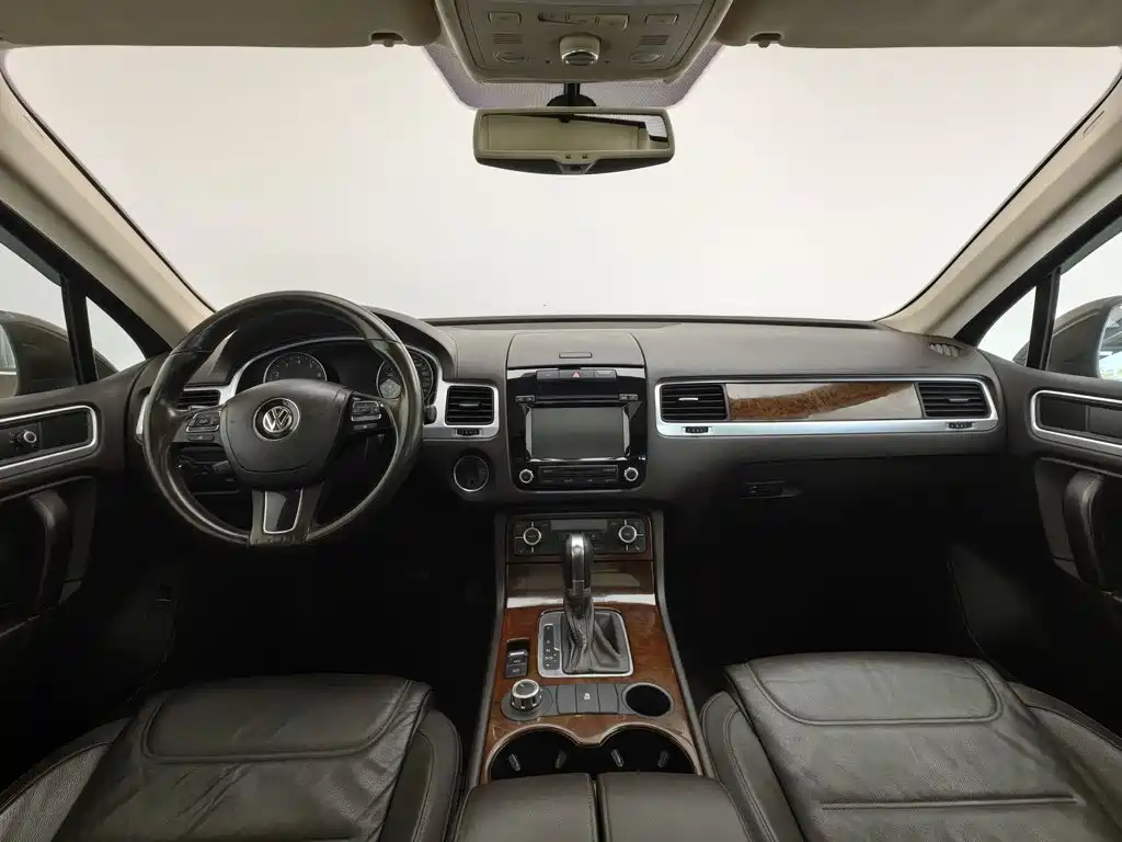 Volkswagen Touareg — миниатюра 5