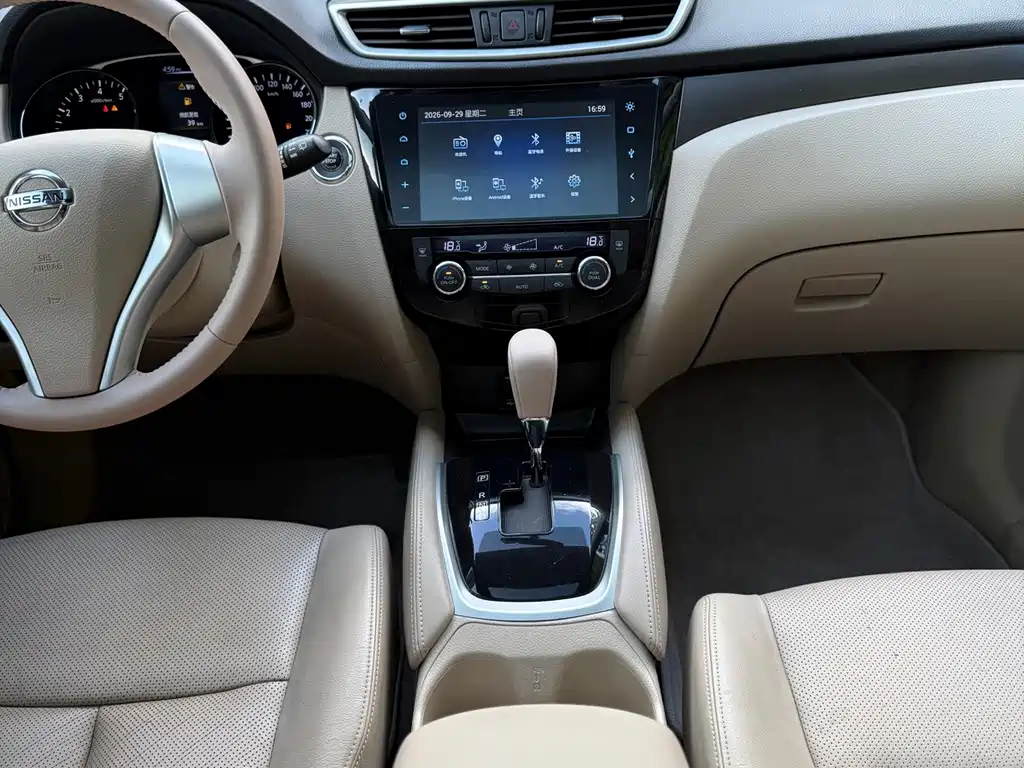 Nissan X-Trail — миниатюра 17