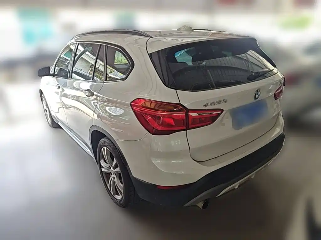 BMW X1 — миниатюра 7