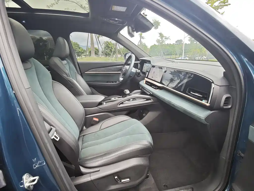 Geely Monjaro L 2021 2.0TD AT Flagship
