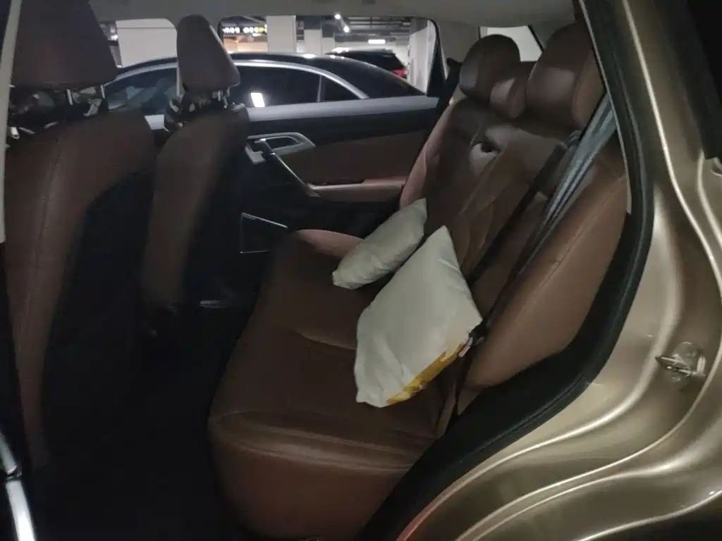 Geely Boyue — миниатюра 15