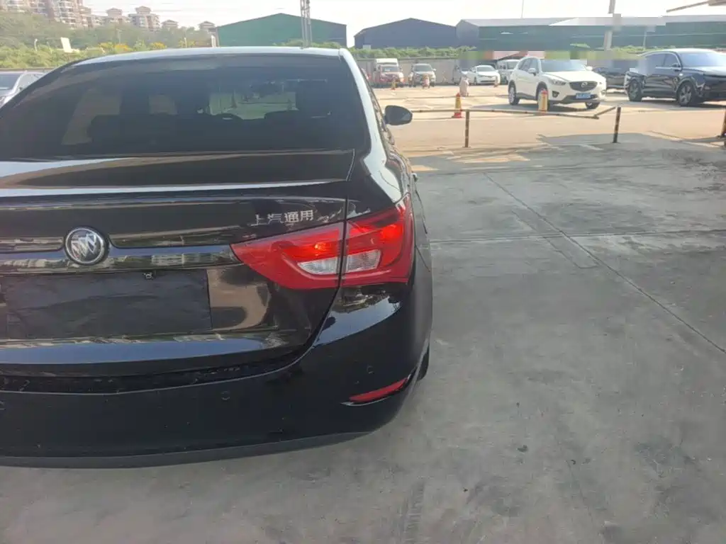 Buick Excelle — миниатюра 8