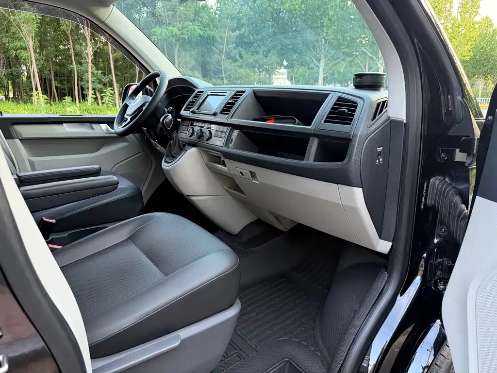Volkswagen Caravelle 2.0TSI 4WD Luxury Edition 7 seats, фото 14