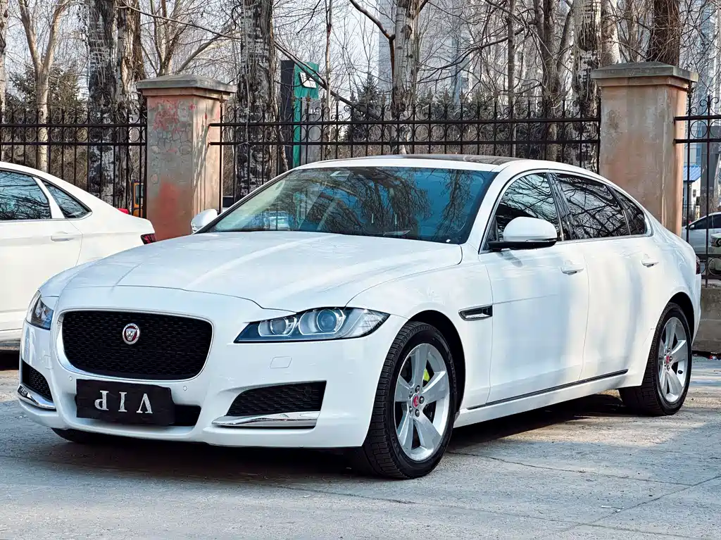 Jaguar XFL 2020