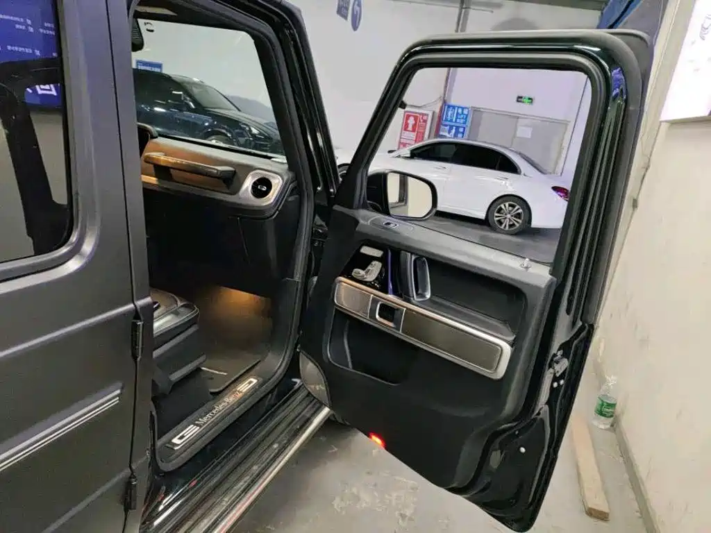 Mercedes-Benz G-Class — миниатюра 7