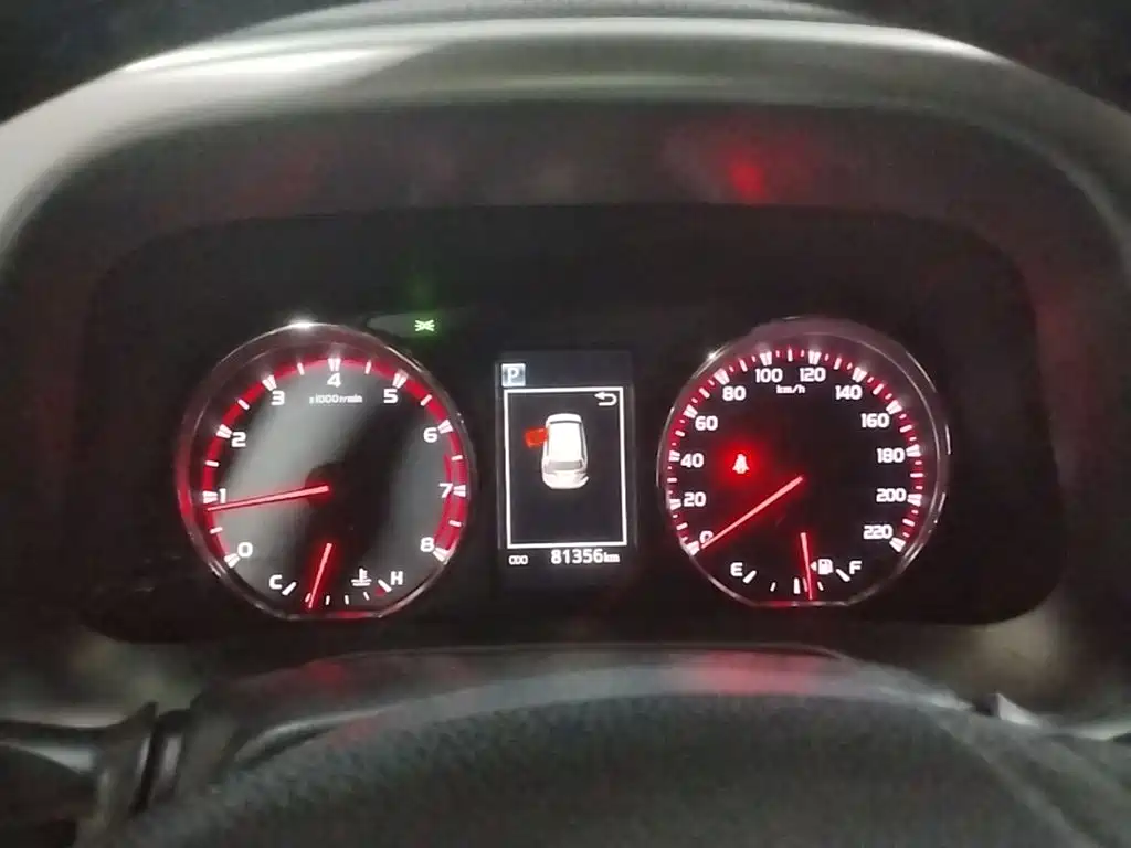 Toyota RAV4 — миниатюра 15