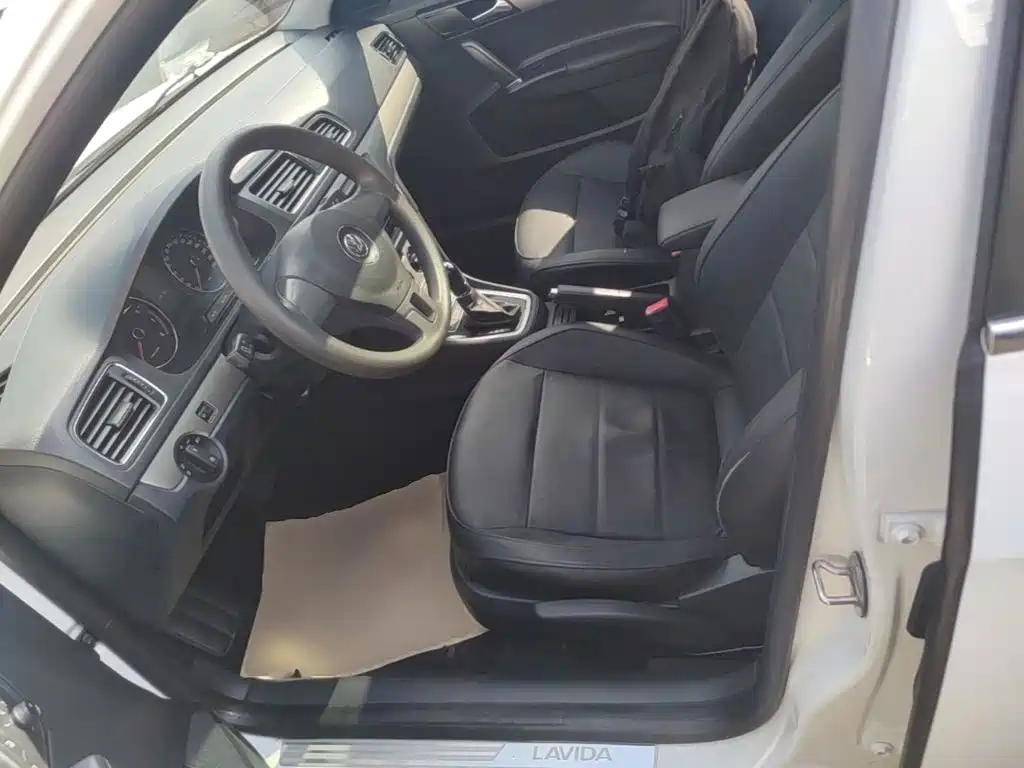 Volkswagen Lavida — миниатюра 15