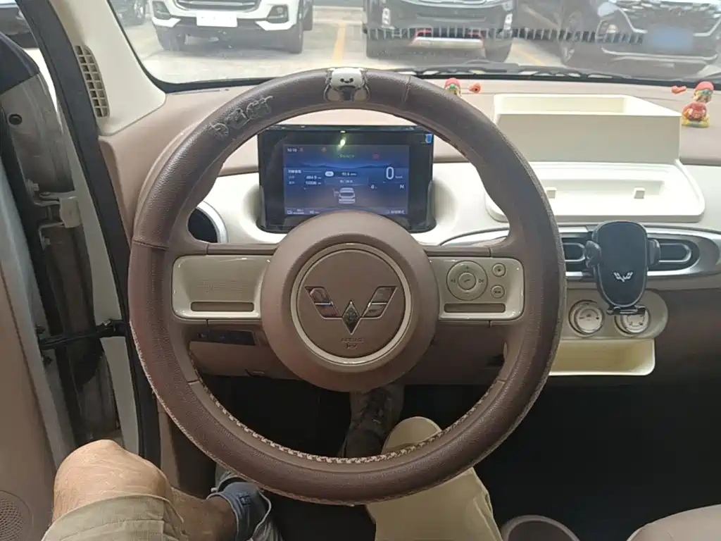 Wuling MINIEV — миниатюра 11
