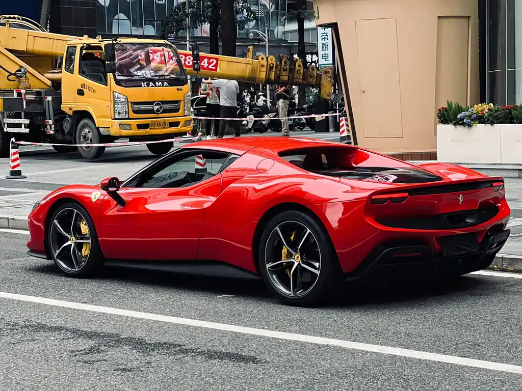 Ferrari 296 — миниатюра 4