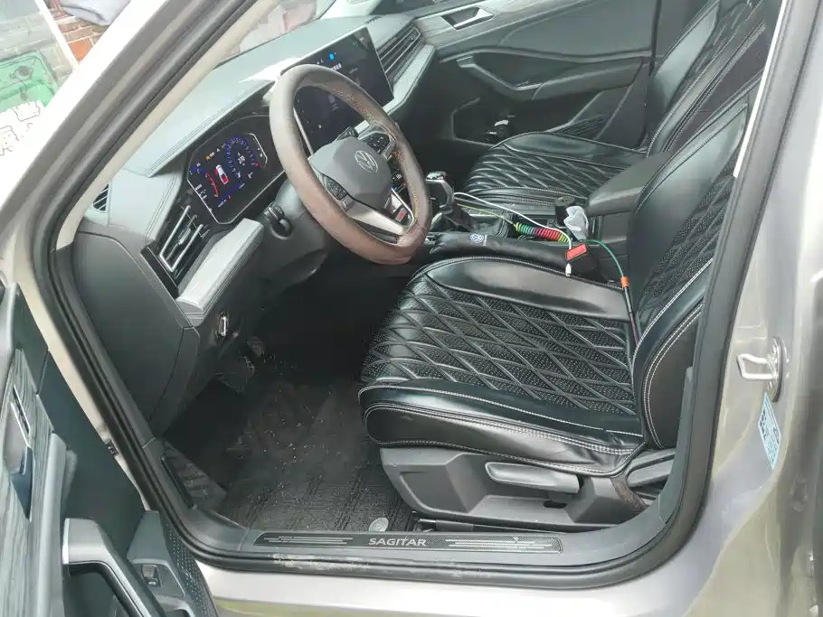 Volkswagen Sagitar — миниатюра 9