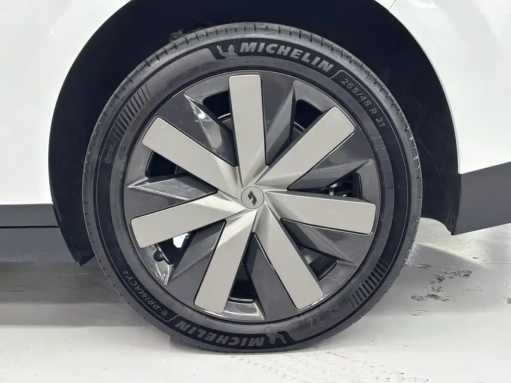 Li Auto Li i8 — миниатюра 24
