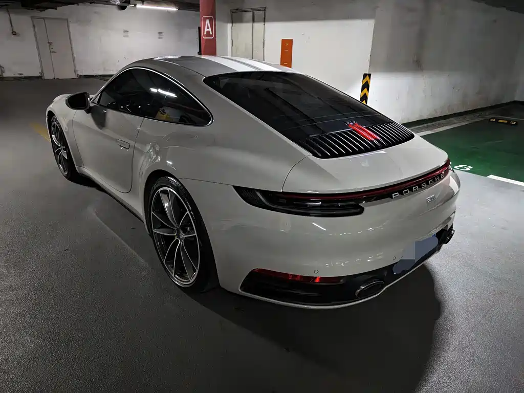 Porsche 911 2022 Carrera 3.0T