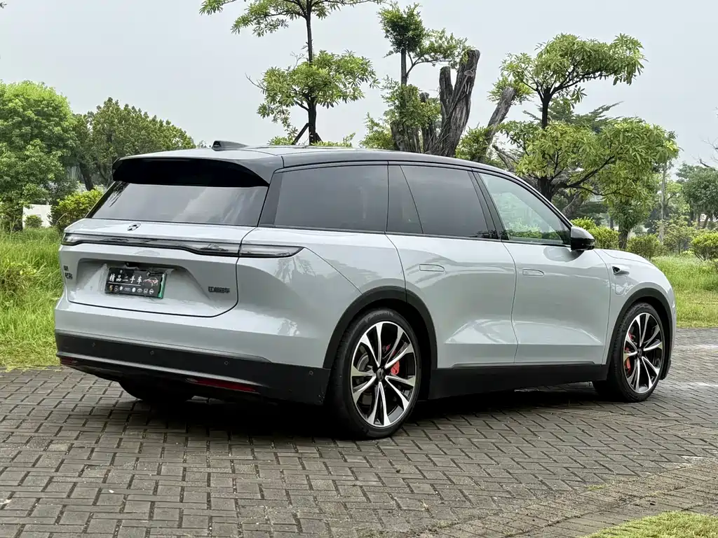 NIO ES8 — миниатюра 18
