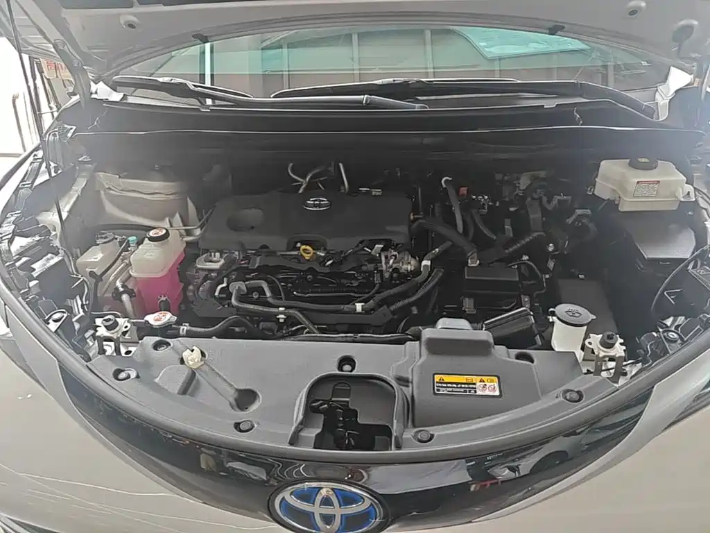Toyota Sienna — миниатюра 20