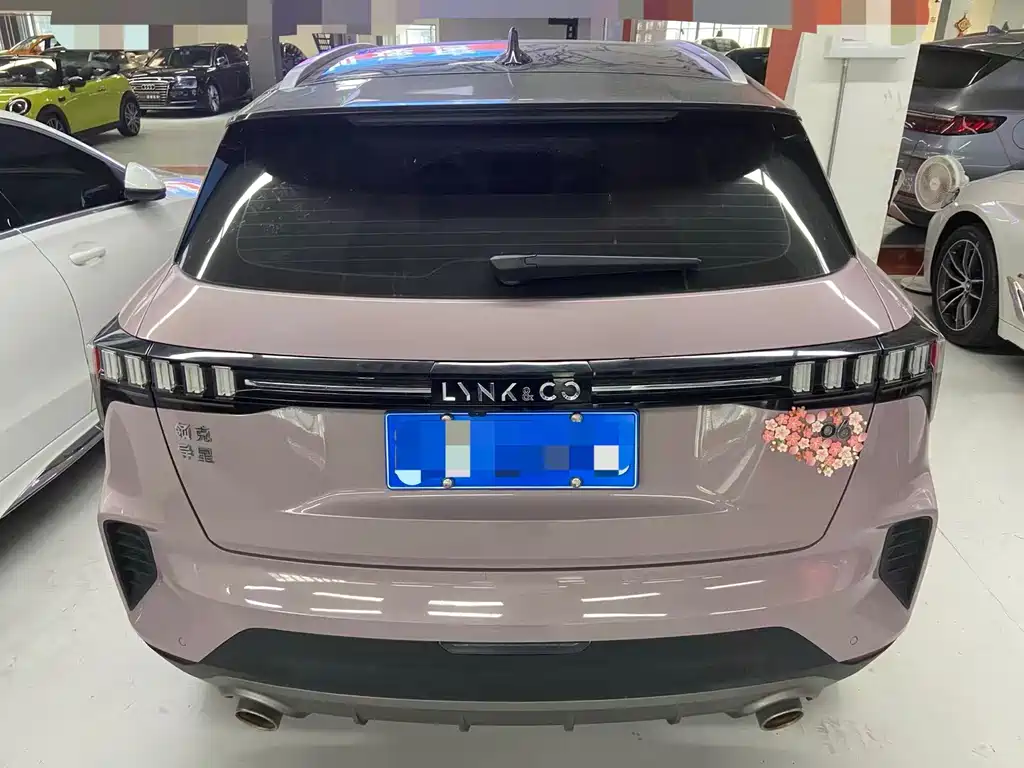 Lynk & Co 06 — миниатюра 10