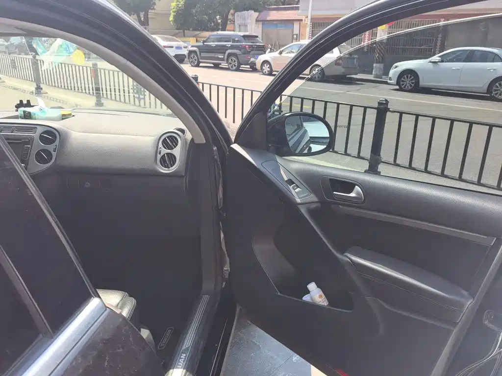 Volkswagen Tiguan — миниатюра 20