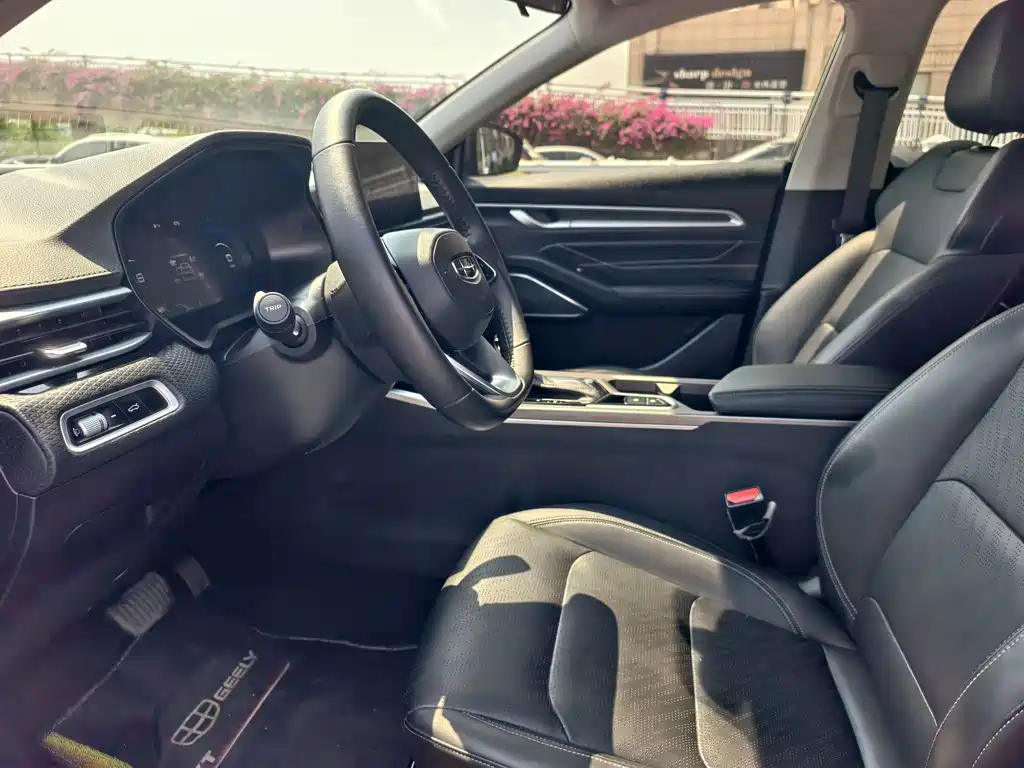Geely Emgrand — миниатюра 4