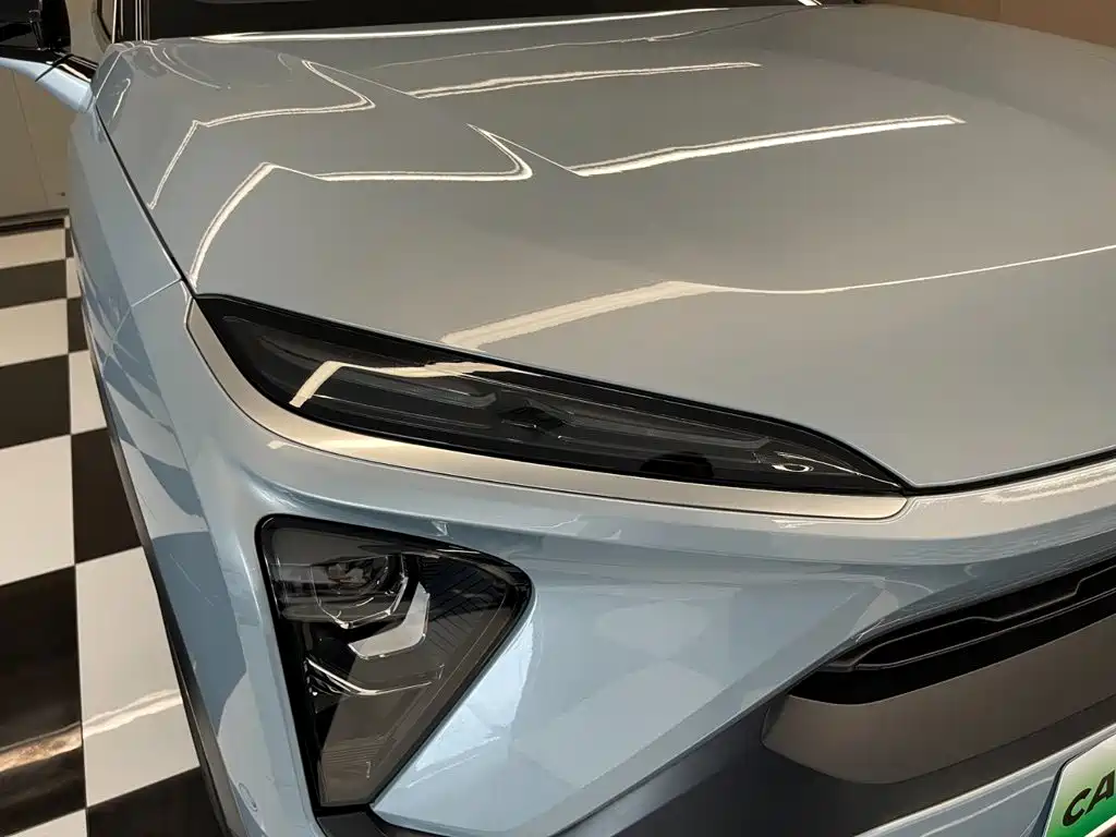 NIO ES6 — миниатюра 10