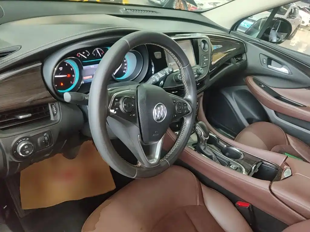 Buick Envision Plus — миниатюра 11