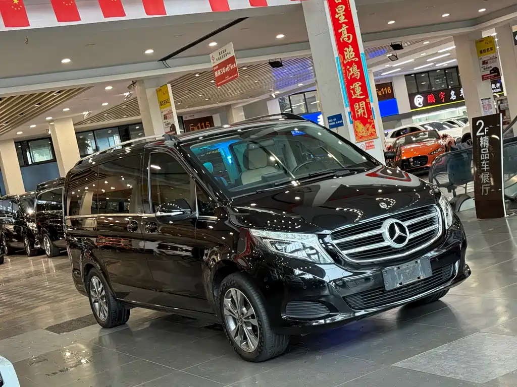 Mercedes-Benz V-Class — миниатюра 2
