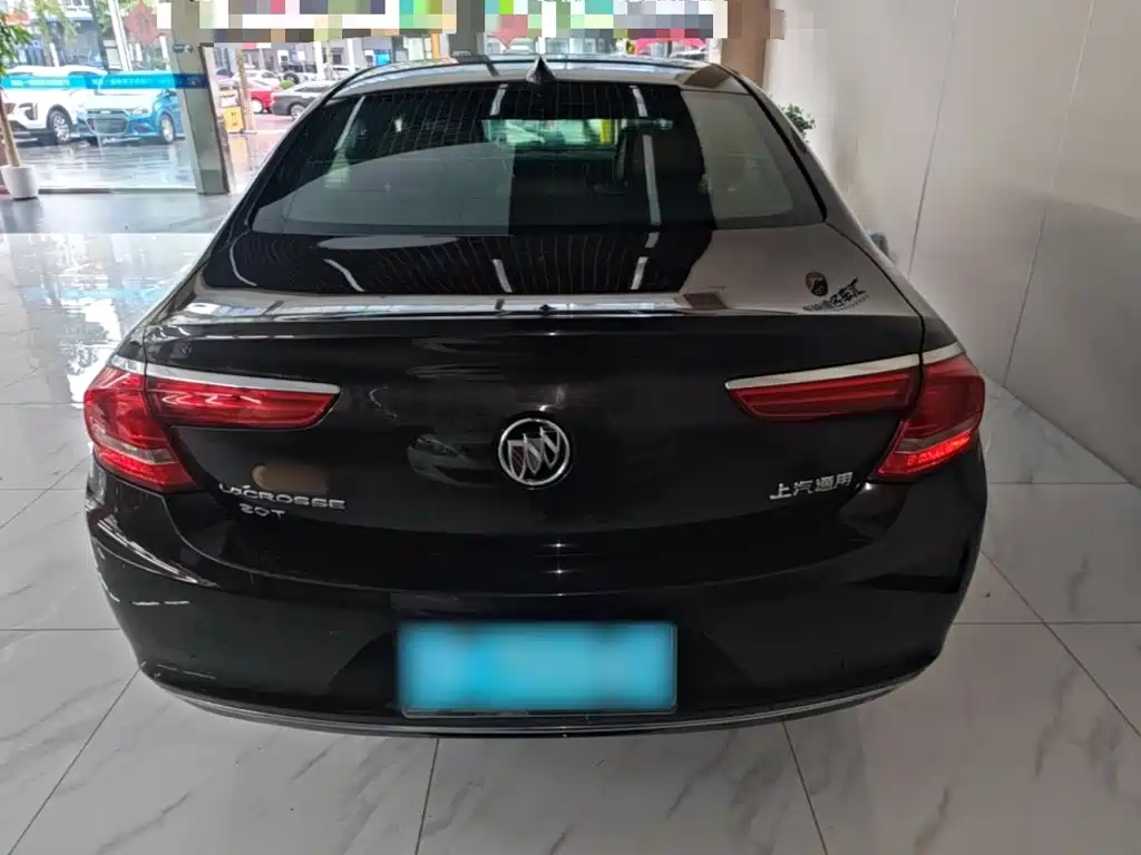 Buick LaCrosse — миниатюра 6