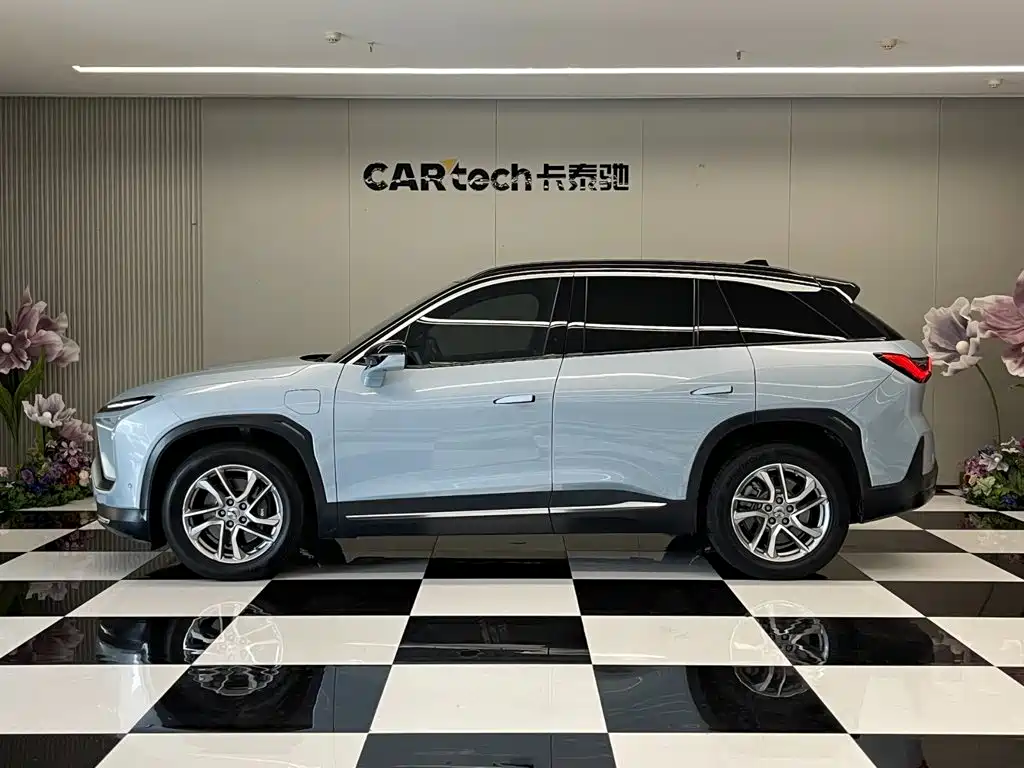 NIO ES6 — миниатюра 8