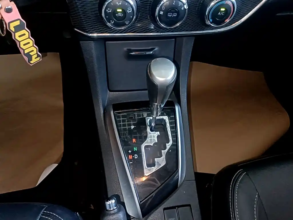 Toyota Corolla — миниатюра 14