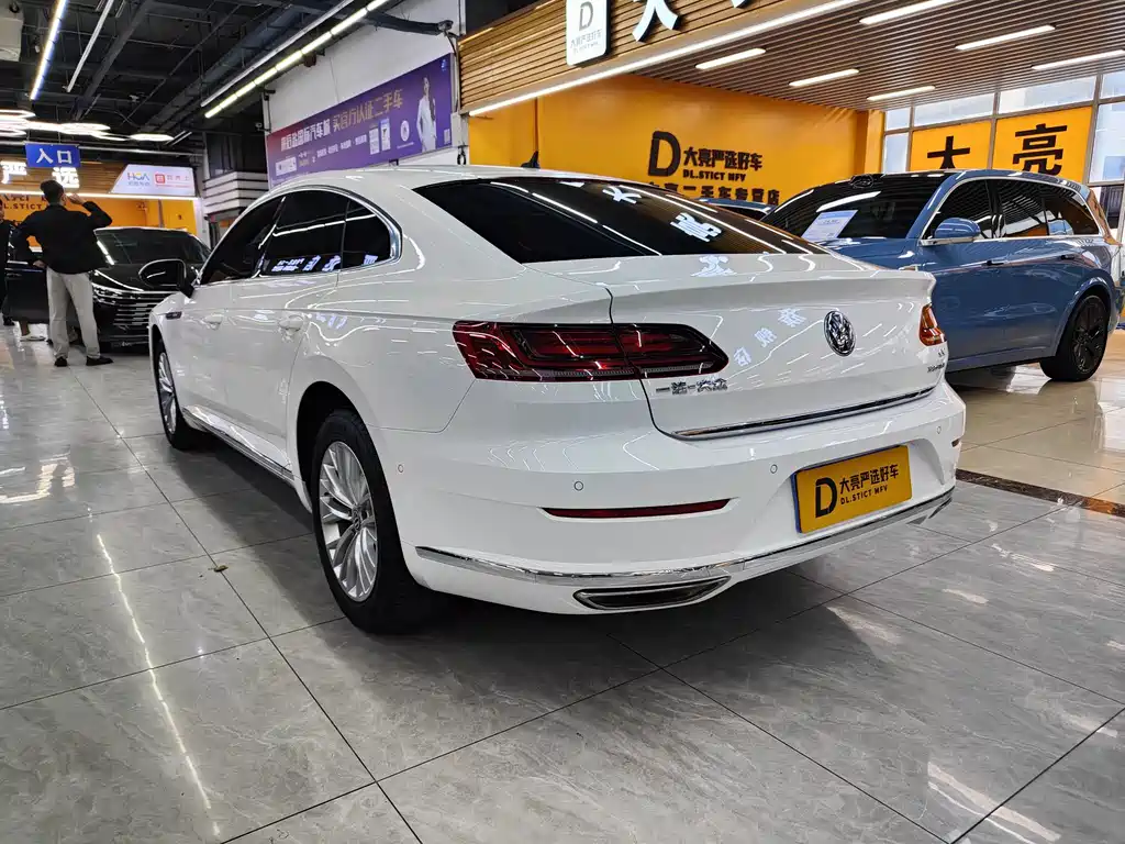 Volkswagen CC — миниатюра 6